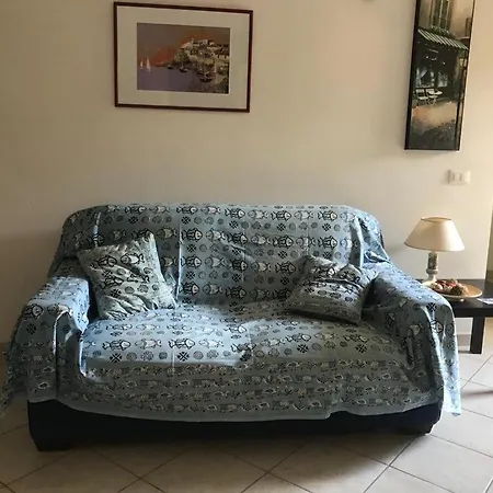 בית נופש Barracuda Nisporto